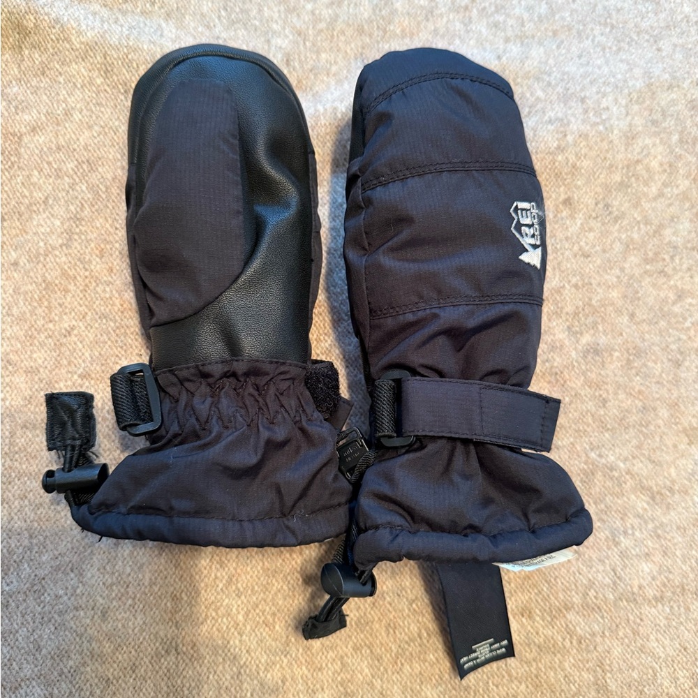 REI Black Winter Mittens XXS